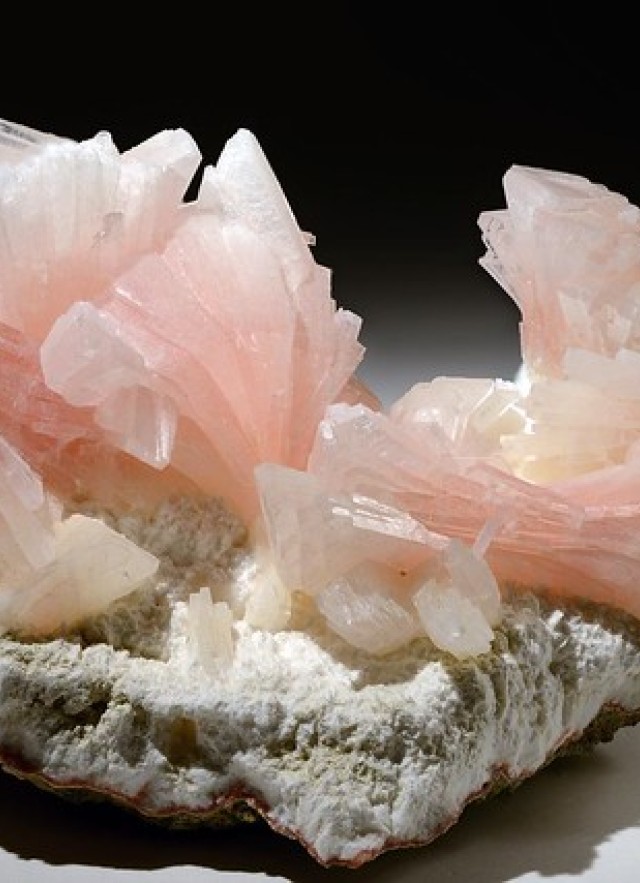 Zeolite -- pink